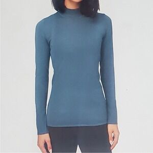 NWT Lululemon Wool Sweater Womens‎ Size Medium M Blue Long Sleeve